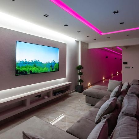 Luxury 2 Bed Apartment In The Heart Of St Julians سانت جوليان المظهر الخارجي الصورة