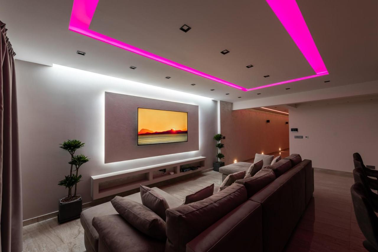 Luxury 2 Bed Apartment In The Heart Of St Julians سانت جوليان المظهر الخارجي الصورة