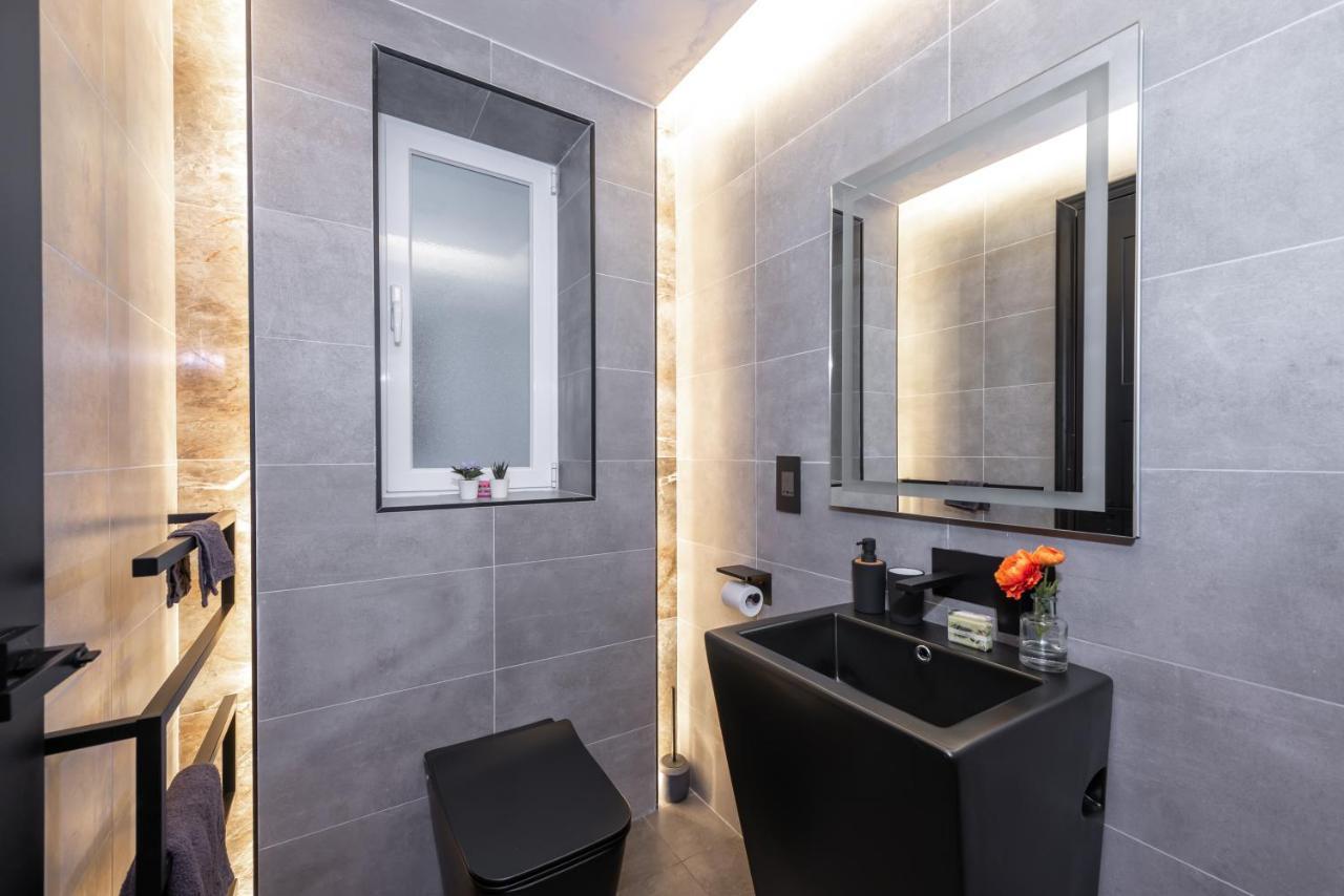 Luxury 2 Bed Apartment In The Heart Of St Julians سانت جوليان المظهر الخارجي الصورة