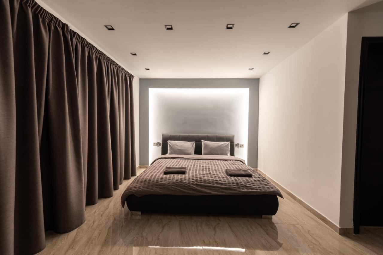 Luxury 2 Bed Apartment In The Heart Of St Julians سانت جوليان المظهر الخارجي الصورة