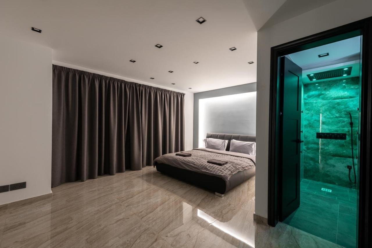 Luxury 2 Bed Apartment In The Heart Of St Julians سانت جوليان المظهر الخارجي الصورة
