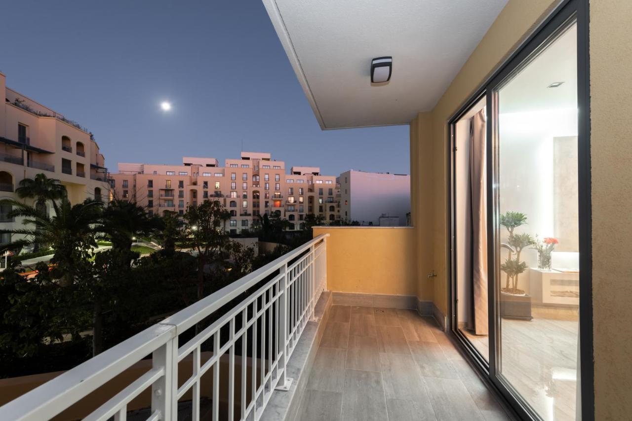 Luxury 2 Bed Apartment In The Heart Of St Julians سانت جوليان المظهر الخارجي الصورة